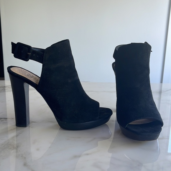 VINCE CAMUTO black suede sandal size 8.5 - Picture 2 of 5